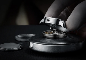 南京江诗丹顿手表抛光翻新服务-全表超声波清洗+外观美容